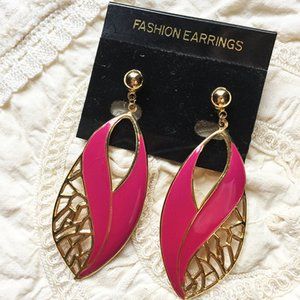 Vintage 80s statement earrings
